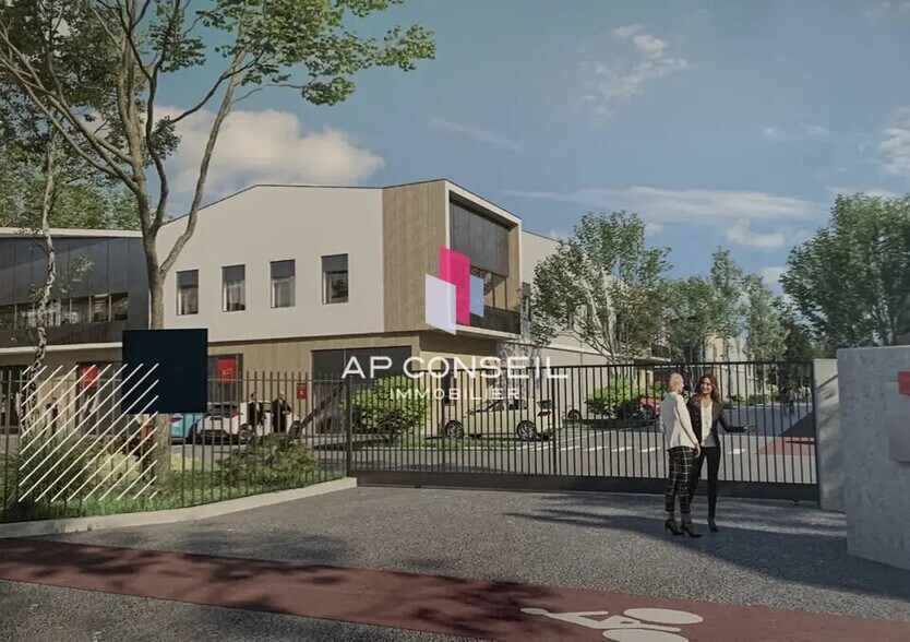 Flex in Plaisir for sale - Building Photo - Image 1 of 5