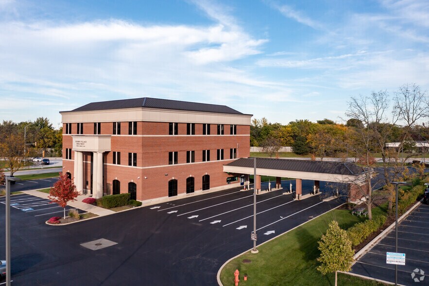 1145 N Arlington Heights Rd, Itasca, IL à louer - Photo du bâtiment - Image 1 de 5