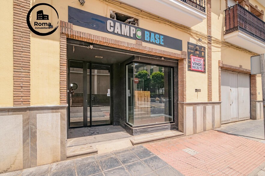 Calle Calderón, 68, Santa Fe, Granada for sale - Building Photo - Image 1 of 22