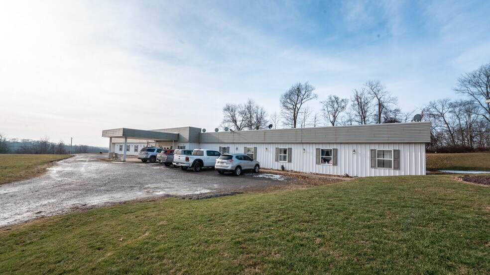 111 Altmeyer Dr, Kittanning, PA for sale - Building Photo - Image 1 of 39