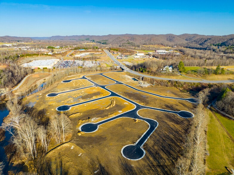 2041 Flemingsburg Rd, Morehead, KY for sale - Building Photo - Image 1 of 6