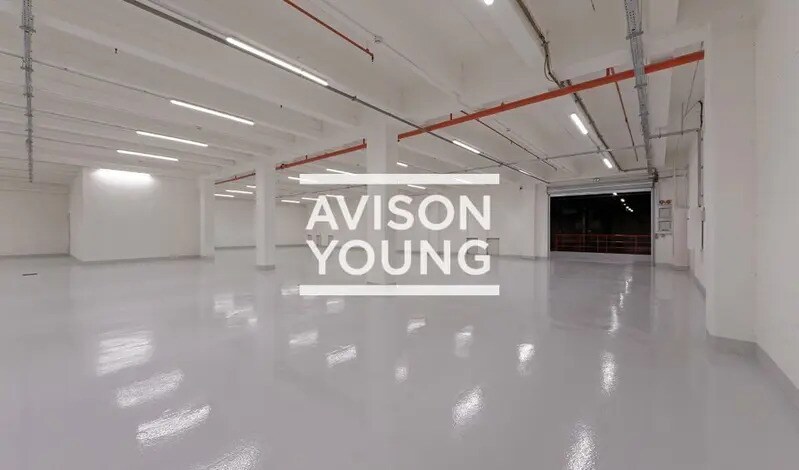 Industrial in Paris for lease Interior Photo- Image 1 of 4