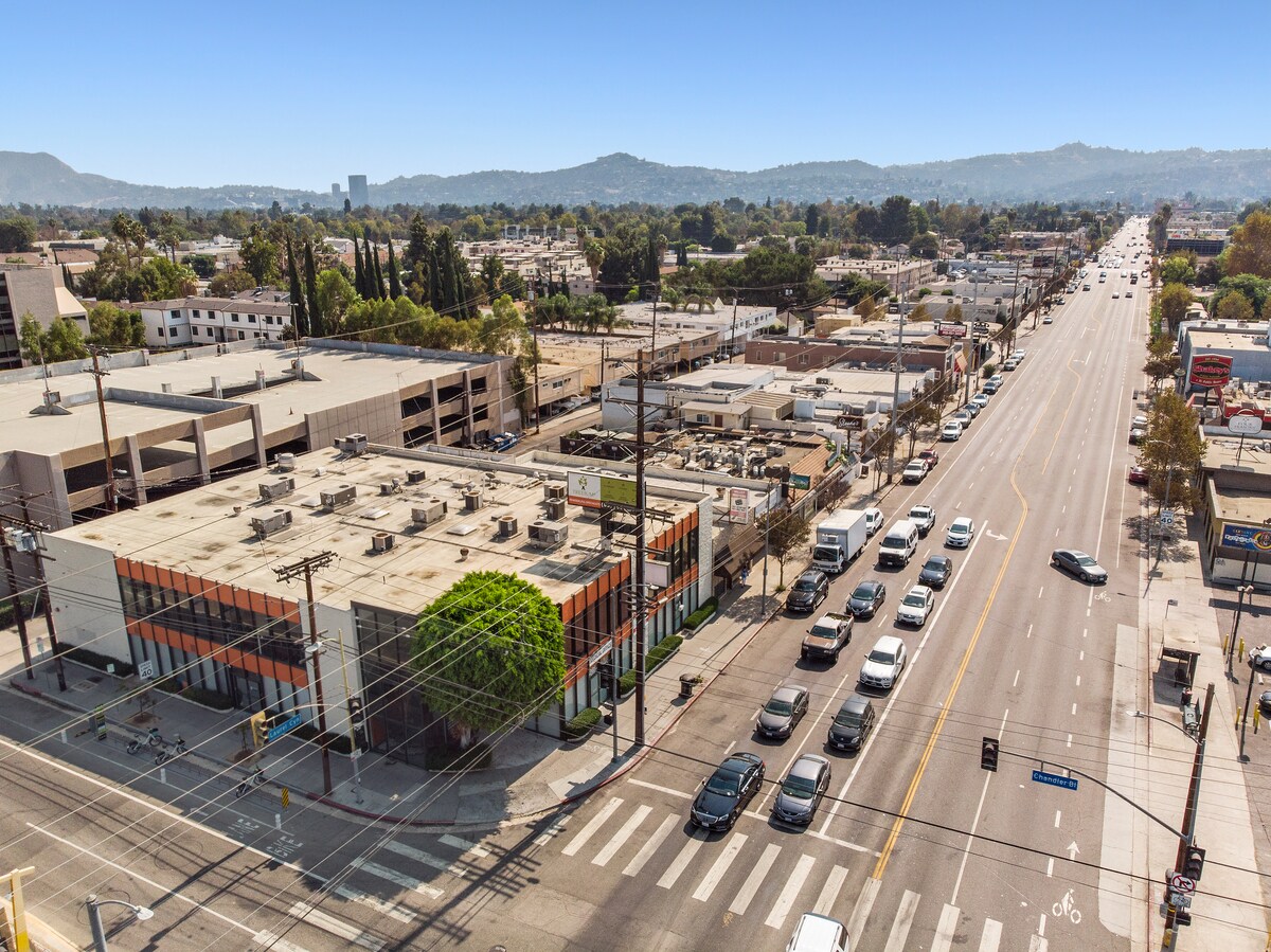 5352 Laurel Canyon Blvd, North Hollywood, CA for sale Building Photo- Image 1 of 1