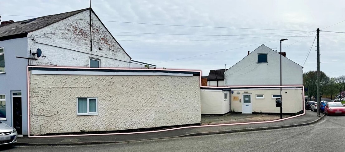 31A The Triangle, Ilkeston for lease Primary Photo- Image 1 of 2