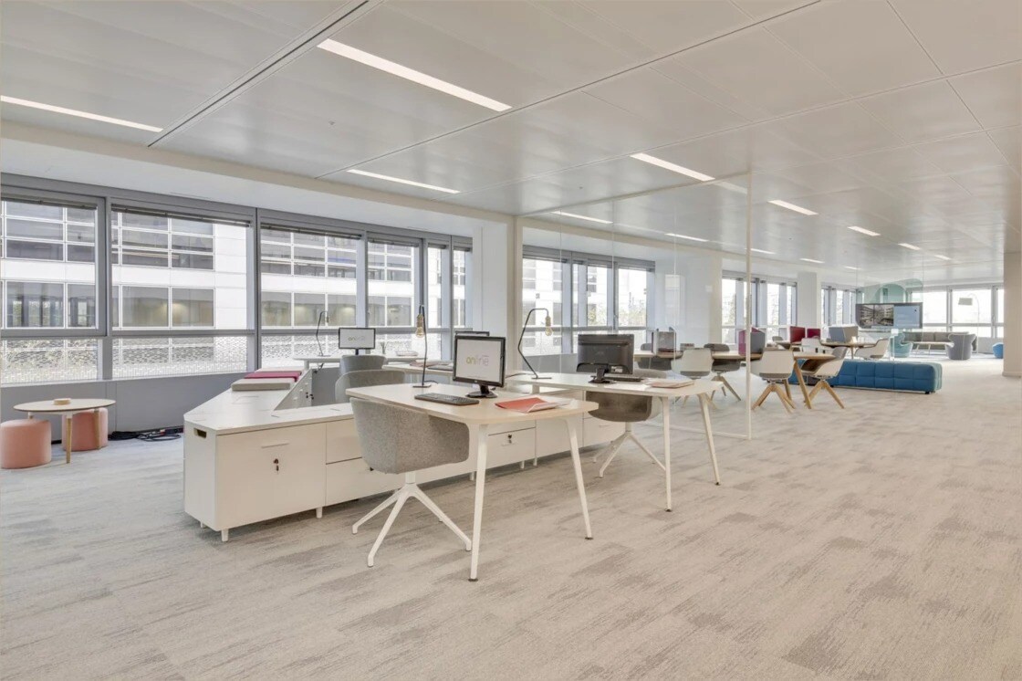 1 Place Louis Renault, Rueil-Malmaison for lease Interior Photo- Image 1 of 1