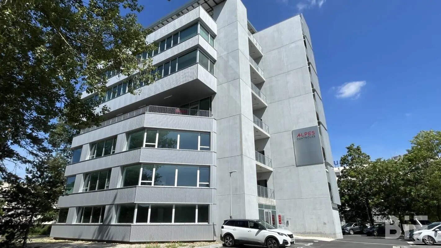 Bureau dans Bruges à louer Photo du bâtiment- Image 1 de 10