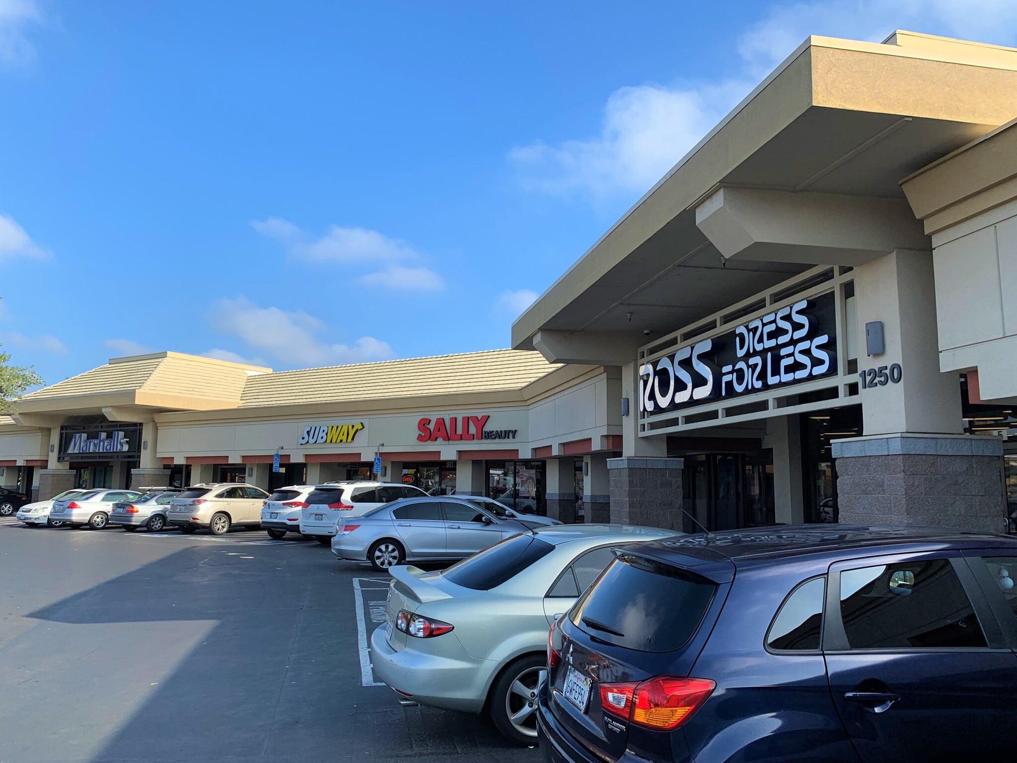 1234-1250 Howe Ave, Sacramento, CA for lease Building Photo- Image 1 of 2