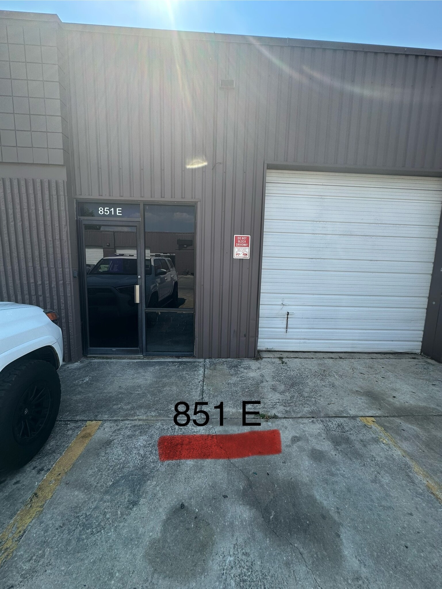 827-863 N IH 35, New Braunfels, TX for lease Interior Photo- Image 1 of 6