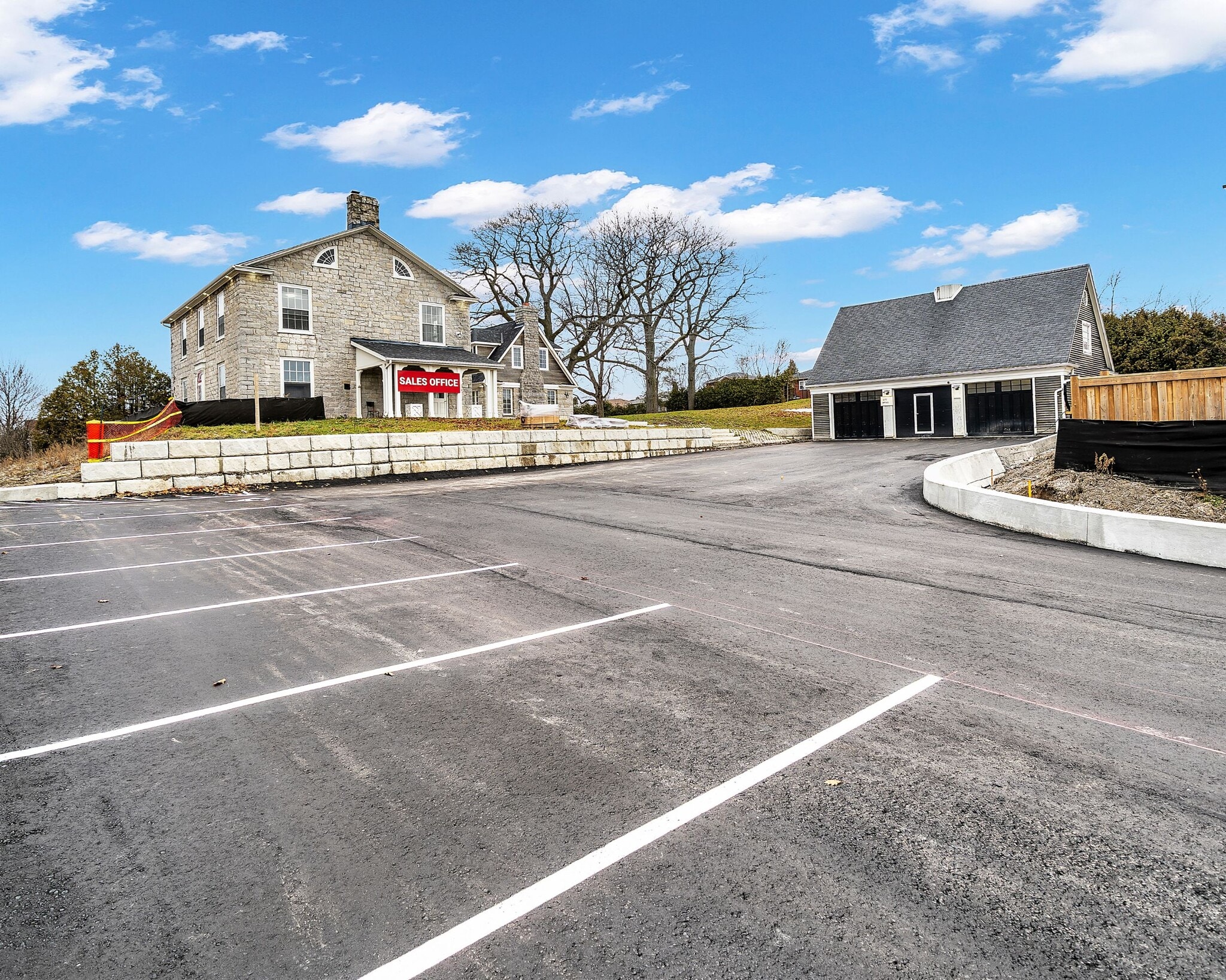 780 Garden St, Whitby, ON for sale Primary Photo- Image 1 of 28