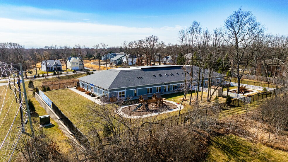 20786 N Quentin Rd, Kildeer, IL à vendre - Photo du bâtiment - Image 2 de 2