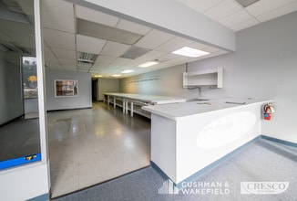 7417-7425 Mentor Ave, Mentor, OH for lease Building Photo- Image 2 of 7