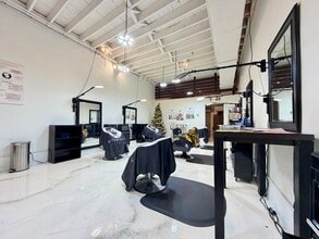 2256-2264 Atlantic Blvd, Jacksonville, FL for lease Interior Photo- Image 1 of 1