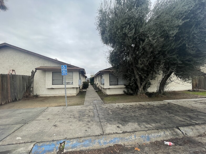 2716 N Chester Ave, Bakersfield, CA for sale - Building Photo - Image 2 of 4