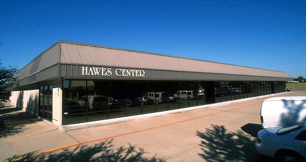 201 Executive Way, DeSoto, TX à louer - Photo du bâtiment - Image 2 de 30