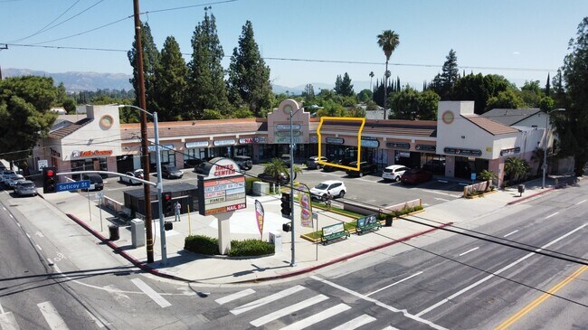 More details for 7606 Fallbrook Ave, Canoga Park, CA - Retail for Lease