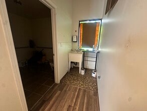 2285 E Flamingo Rd, Las Vegas, NV for lease Interior Photo- Image 2 of 4