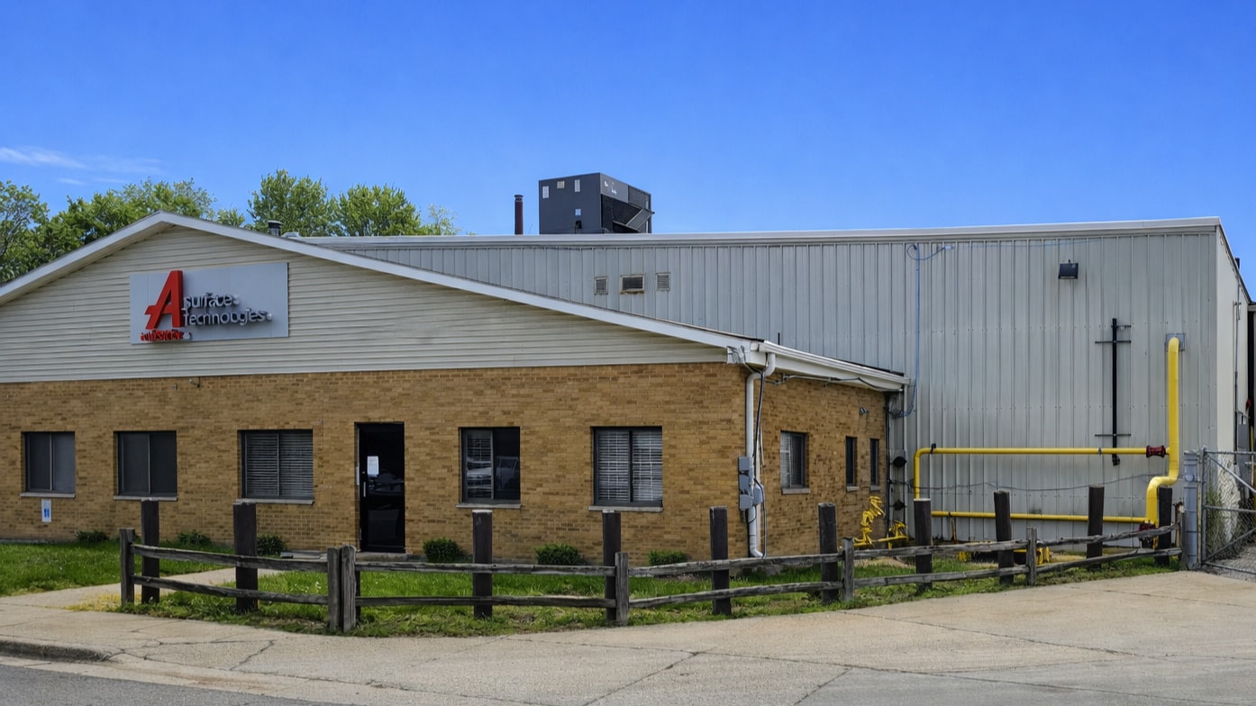 1801 Bassett St, Lansing, MI for sale Primary Photo- Image 1 of 10