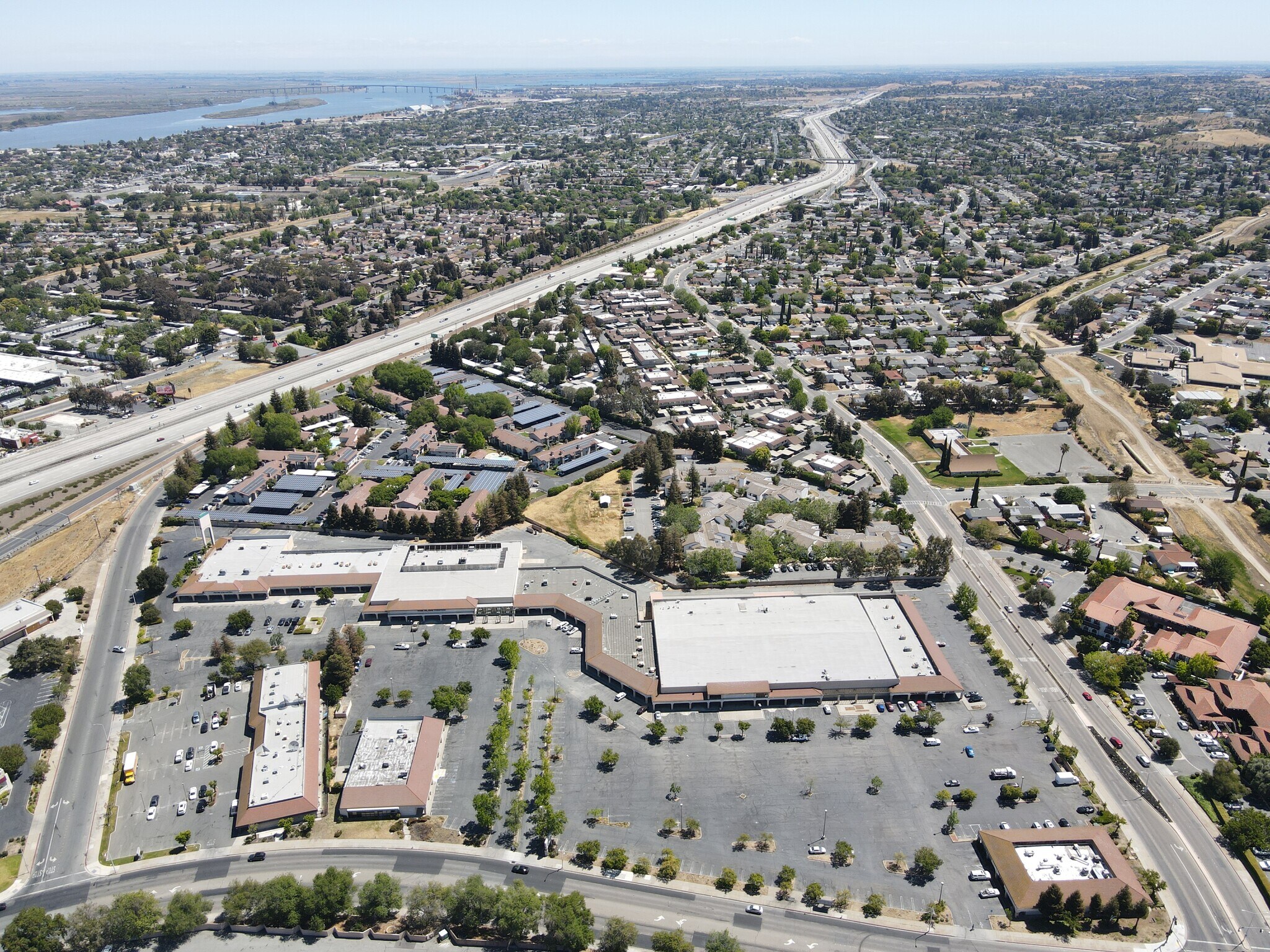 2710-2982 Delta Fair Blvd, Antioch, CA à vendre Aérien- Image 1 de 19