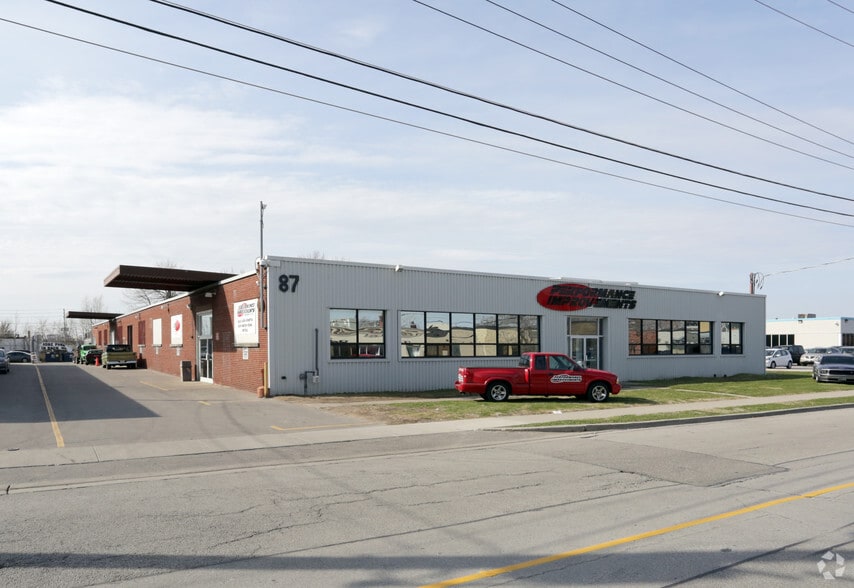 87 Advance Rd, Toronto, ON for sale - Primary Photo - Image 1 of 1