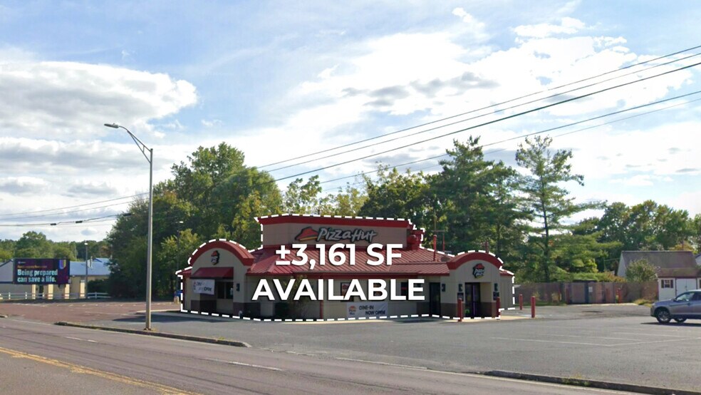 320 S West End Blvd, Quakertown, PA à louer - Photo du bâtiment - Image 1 de 4