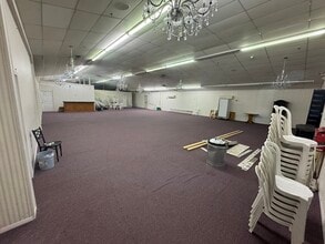4621 Shrank Dr, Independence, MO for lease Interior Photo- Image 2 of 2