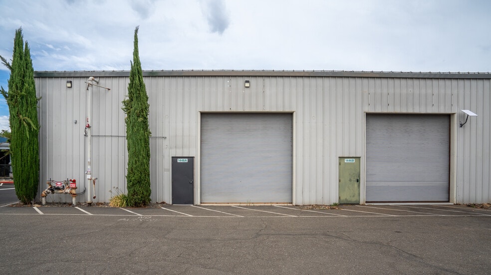 1448 Grove St, Healdsburg, CA for lease - Building Photo - Image 2 of 9