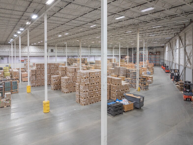 108 Monticello Rd, Weaverville, NC à louer - Photo du bâtiment - Image 2 de 22