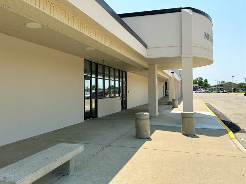 1156 Kauffman Ave, Fairborn, OH à louer - Photo du bâtiment - Image 3 de 10