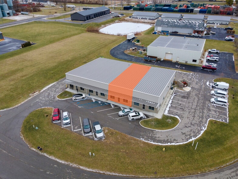 1551 Amy Ln, Franklin, IN for lease - Primary Photo - Image 1 of 15