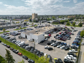 7330 Macleod Trl SE, Calgary AB - Services immobiliers commerciaux