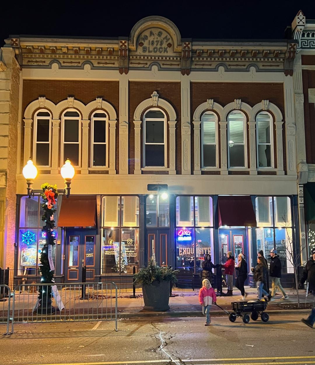 420 E State St, Rockford, IL à louer Photo intérieure- Image 1 de 12