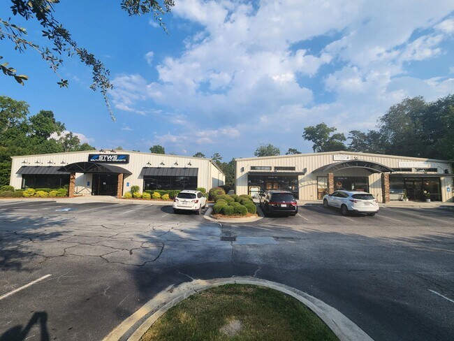 Plus de détails pour 318 Baston Rd, Martinez, GA - Commerce de détail à vendre