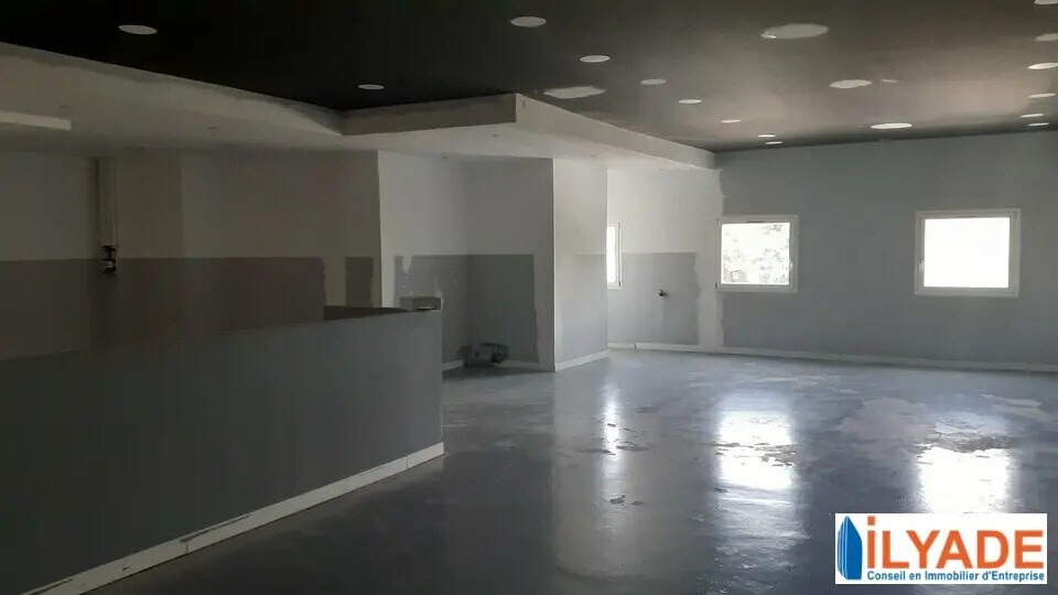 Flex dans Marseille à louer - Photo du bâtiment - Image 3 de 7