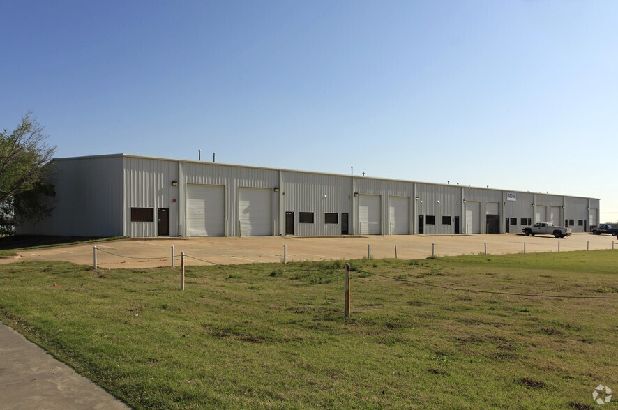 4121-4137 W Reno Ave, Oklahoma City, OK à louer - Photo du bâtiment - Image 2 de 3