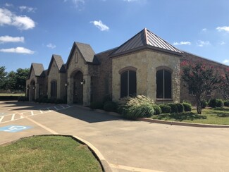 Plus de détails pour 200 S 14th St, Midlothian, TX - Bureau à vendre