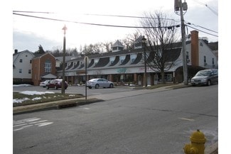 More details for 662 Goffle Rd, Hawthorne, NJ - Retail for Lease