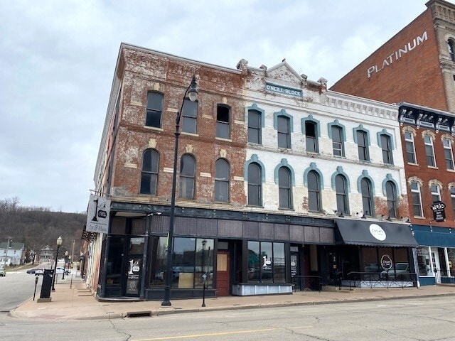 101-123 Main St, Dubuque, IA for sale - Building Photo - Image 3 of 14