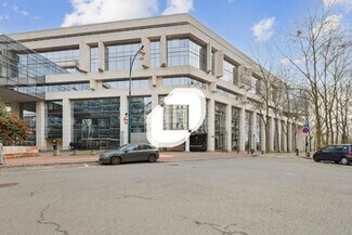 Plus de détails pour 1-3 Place De Turenne, Saint-Maurice - Bureau à louer