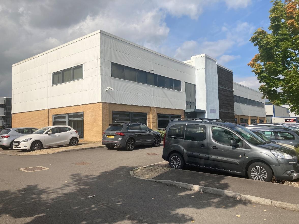 Pontygwindy Rd, Caerphilly à louer Photo du bâtiment- Image 1 de 3