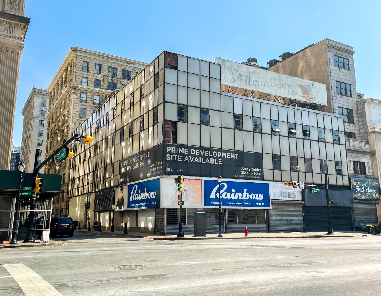 756-762 Broad St, Newark, NJ for lease Building Photo- Image 1 of 6