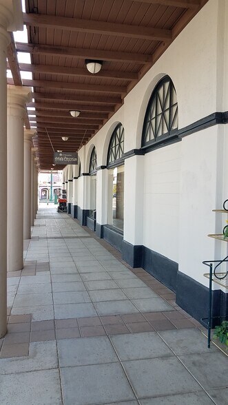 104 W Main St, Mesa, AZ à louer - Photo du bâtiment - Image 3 de 11