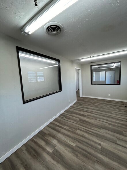 5401 NW 4th St, Oklahoma City, OK à louer - Photo intérieure - Image 3 de 3