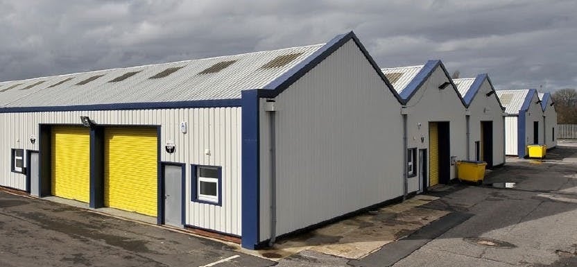 Eton Hill Rd, Manchester for lease - Building Photo - Image 2 of 9