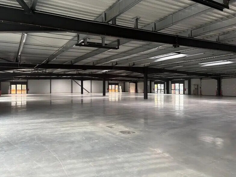 Rue Jean Bertin, Chécy for lease - Interior Photo - Image 2 of 8