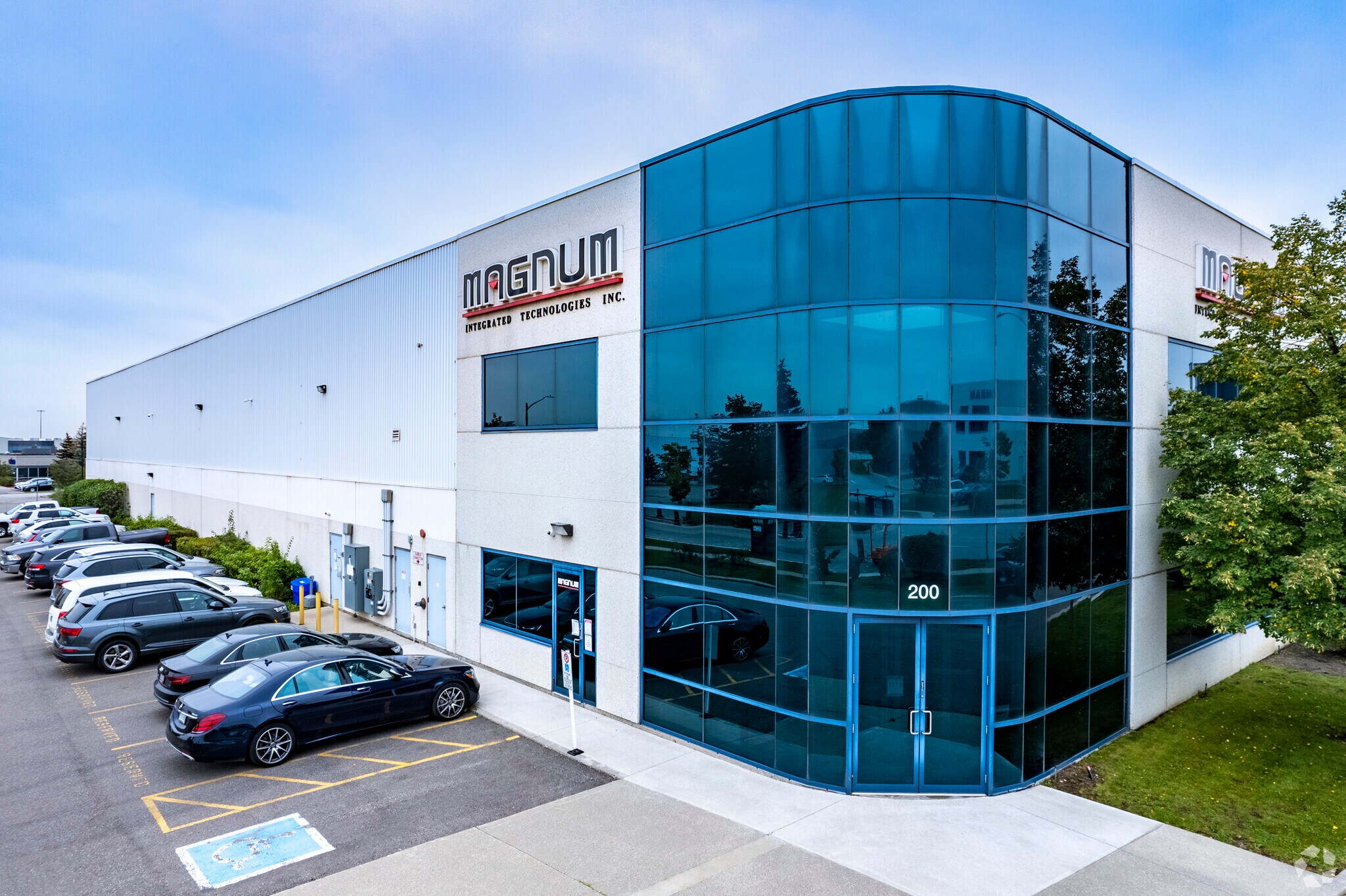 200 First Gulf Blvd, Brampton, ON à vendre Photo principale- Image 1 de 1