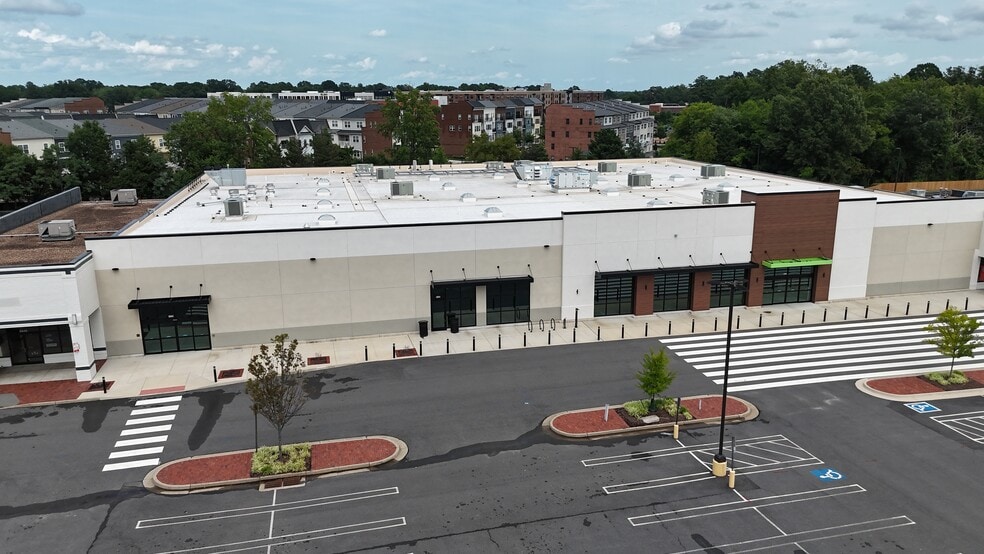 5430 W Broad St, Richmond, VA for lease - Building Photo - Image 2 of 4