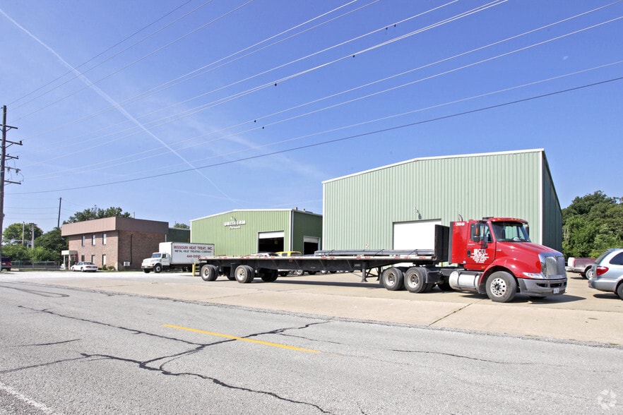 55 May Rd, Wentzville, MO à vendre - Photo du bâtiment - Image 2 de 2