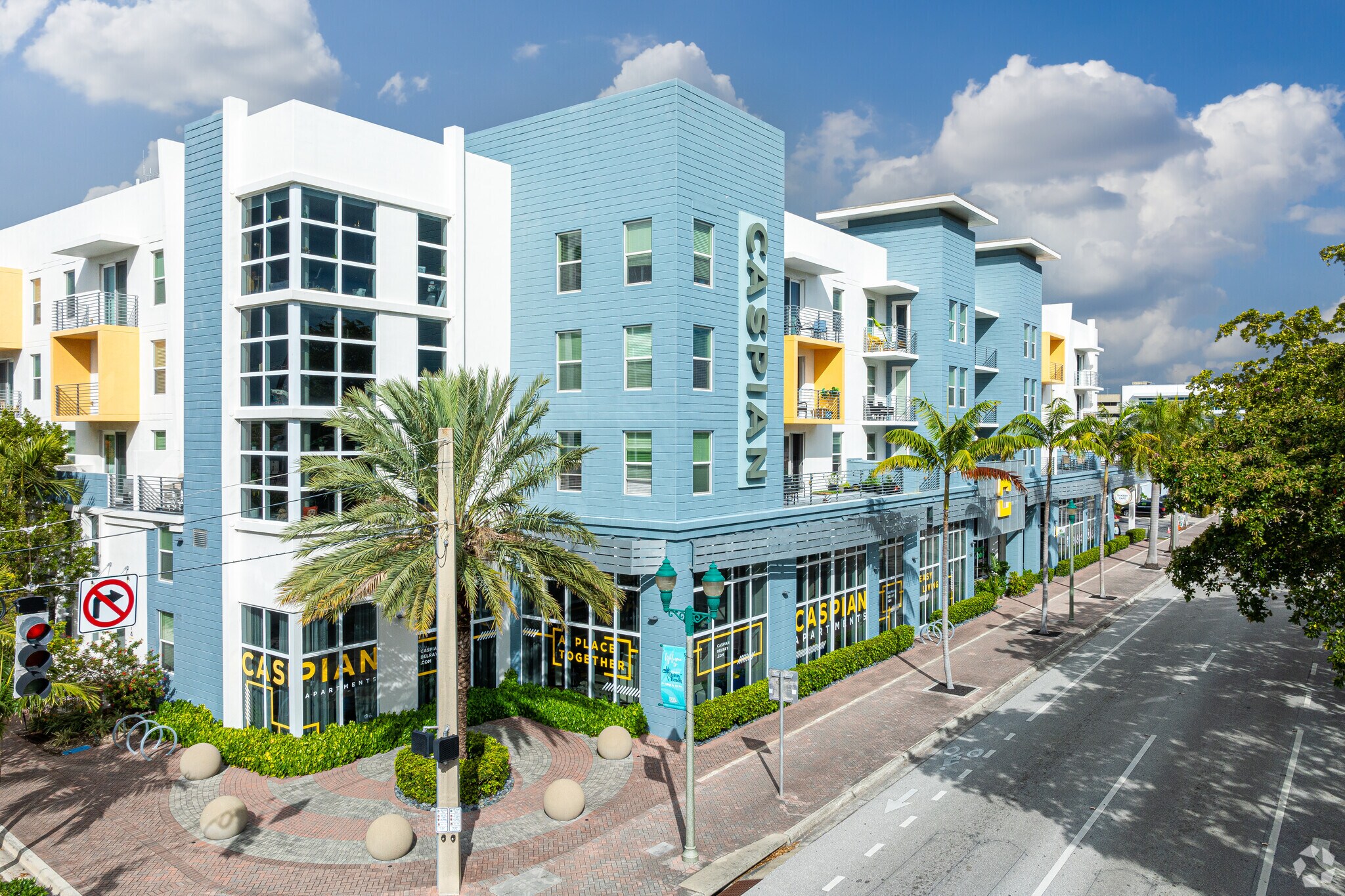 190 SE 5th Ave, Delray Beach, FL à louer Photo principale- Image 1 de 214