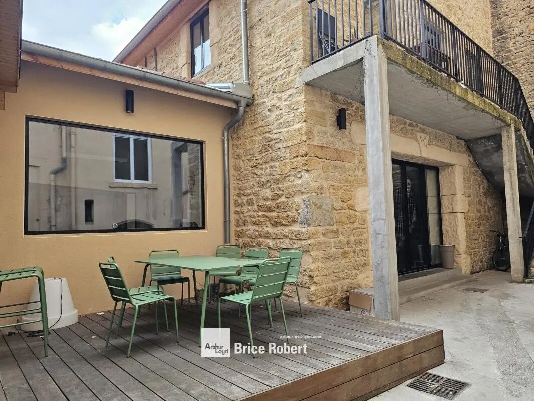 33 Rue De Bourgogne, Lyon for sale Building Photo- Image 1 of 10