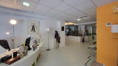 Office in Madrid, Madrid for lease Interior Photo- Image 2 of 9